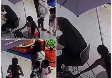 تداول فيديو يوثق حادثة سرقة حقيبة في أحد الأماكن العامة