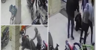 داخل جامع.. مصلون يوقفون شخصًا حاول سرقة دراجة نارية وتسليمه للسلطات
