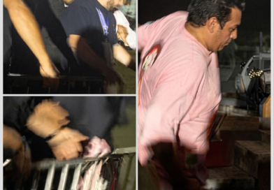 الفنان إيهاب توفيق يتعثر قبل دخوله الحفل وسط تفاعل الجمهور